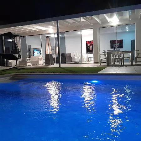 Villa La Perla ヴィラ コスタ・テギセ